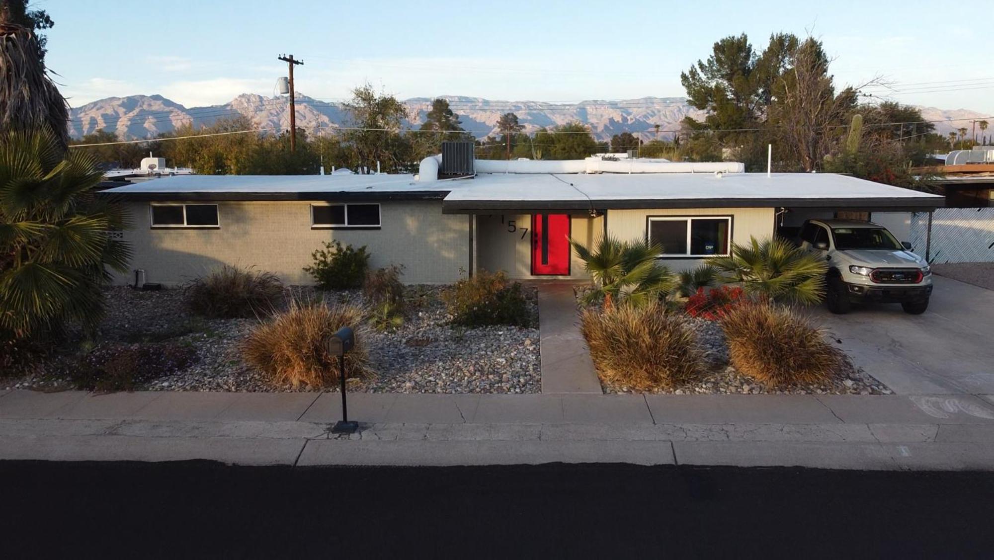 Private Home - Heated Pool, Billiards, Darts, Foosball, Fireplace, 5 Smart Tvs, Bbq, Cotton Bedding - The Saguaro Sanctuary, Pool Heat Optional 투산 외부 사진